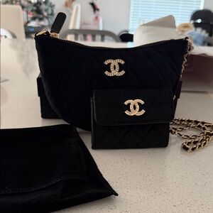 Chanel Black Quilted Crossbody Bag Set GWP item
